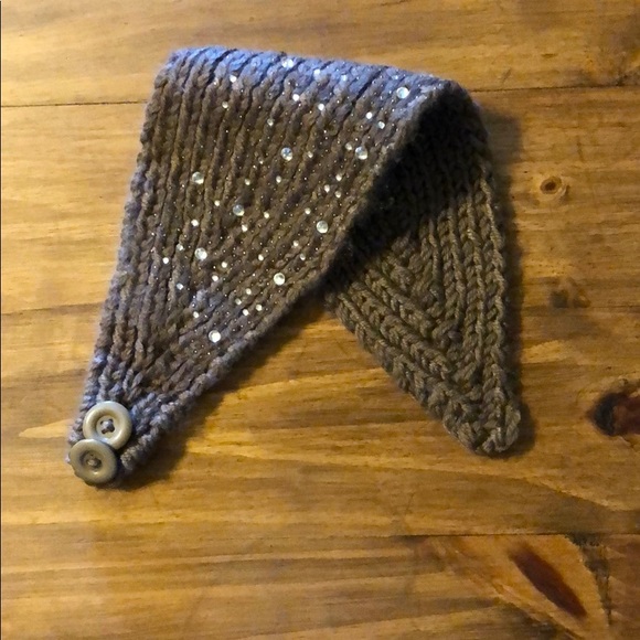 Unlisted Accessories - 🌵 NWOT Bejeweled Brown Ear Headband